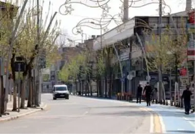 Bolu, Düzce, Karabük ve Bartın'da 'evde kal' çağrısına riayet ediliyor Bolu, Düzce, Karabük ve Bartın'da 'evde kal' çağrısına riayet ediliyor