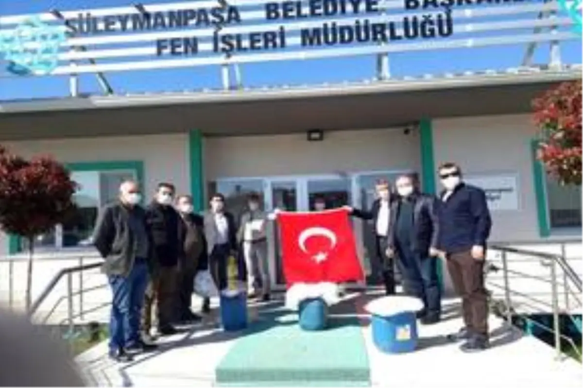 Kırsal mahallelere maskeler dağıtıldı