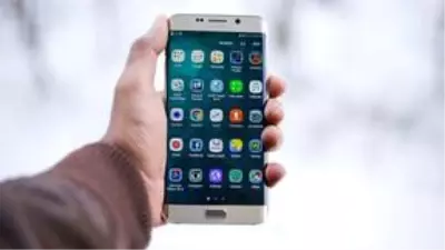 Samsung, Sesli Asistan S Voice'un Fişini Çekiyor Samsung, Sesli Asistan S Voice'un Fişini Çekiyor