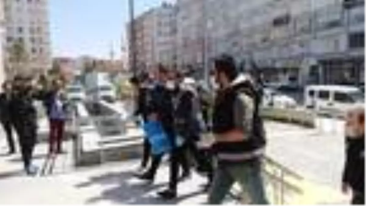 Tartıştığı kardeşini bıçakla öldürdü, polise 'Psikolojik tedavi görüyorum' dedi