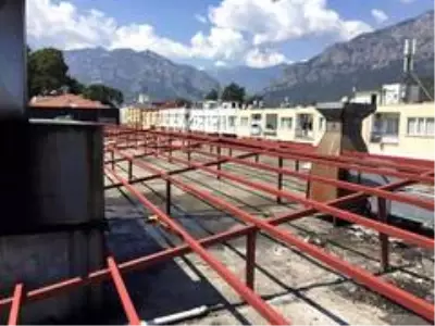 Başkan Topaloğlu Lise caddesindeki çalışmaları inceledi Başkan Topaloğlu Lise caddesindeki çalışmaları inceledi