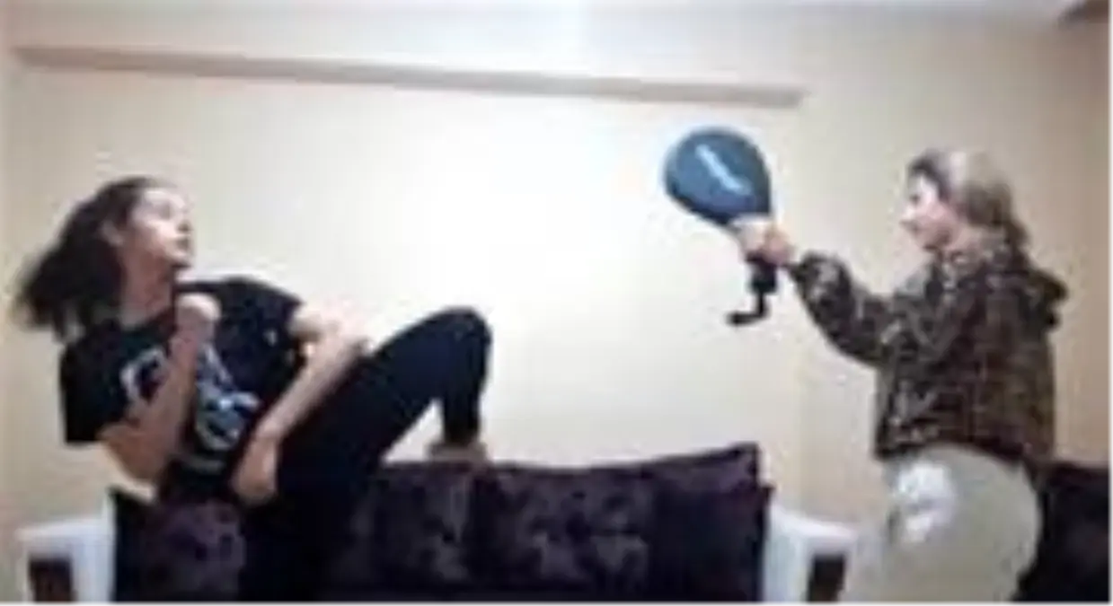 Yozgatlı tekvandoculardan 'evde kal, hareketsiz kalma' mesajı