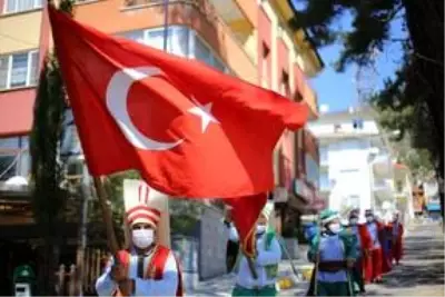 Akseki'de mehter takımından vatandaşlara 'evde kal' çağrısı Akseki'de mehter takımından vatandaşlara 'evde kal' çağrısı