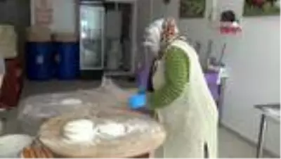 ANTALYA-Koronavirüs, yufka satışını katladı ANTALYA-Koronavirüs, yufka satışını katladı