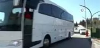 Gaziantep Üniversitesi: Gaziantep'te karantinada bulunan 520 kişi memleketlerine uğurlandı Gaziantep Üniversitesi: Gaziantep'te karantinada bulunan 520 kişi memleketlerine uğurlandı