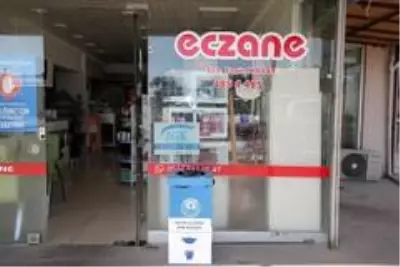 Gölbaşı'nda maske ve eldiven için özel atık kutusu