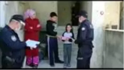Laptop almak için biriktirdikleri parayı kampanyaya bağışladılar Laptop almak için biriktirdikleri parayı kampanyaya bağışladılar