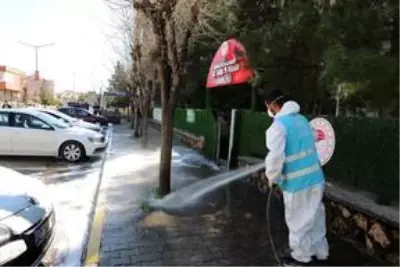 Ömerli ilçesinde ana arterler yıkanarak dezenfekte edildi Ömerli ilçesinde ana arterler yıkanarak dezenfekte edildi