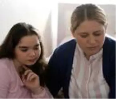 Otizmli şampiyon Filiznur, koronavirüs tedavisi gören annesine kavuştu Otizmli şampiyon Filiznur, koronavirüs tedavisi gören annesine kavuştu