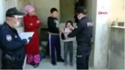 SAKARYA-Laptop almak için biriktirdikleri parayı kampanyaya bağışladılar SAKARYA-Laptop almak için biriktirdikleri parayı kampanyaya bağışladılar