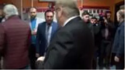 TRABZON BTP Genel Başkanı Haydar Baş, koronavirüs teşhisiyle tedavi gördüğü hastanede hayatını... TRABZON BTP Genel Başkanı Haydar Baş, koronavirüs teşhisiyle tedavi gördüğü hastanede hayatını...