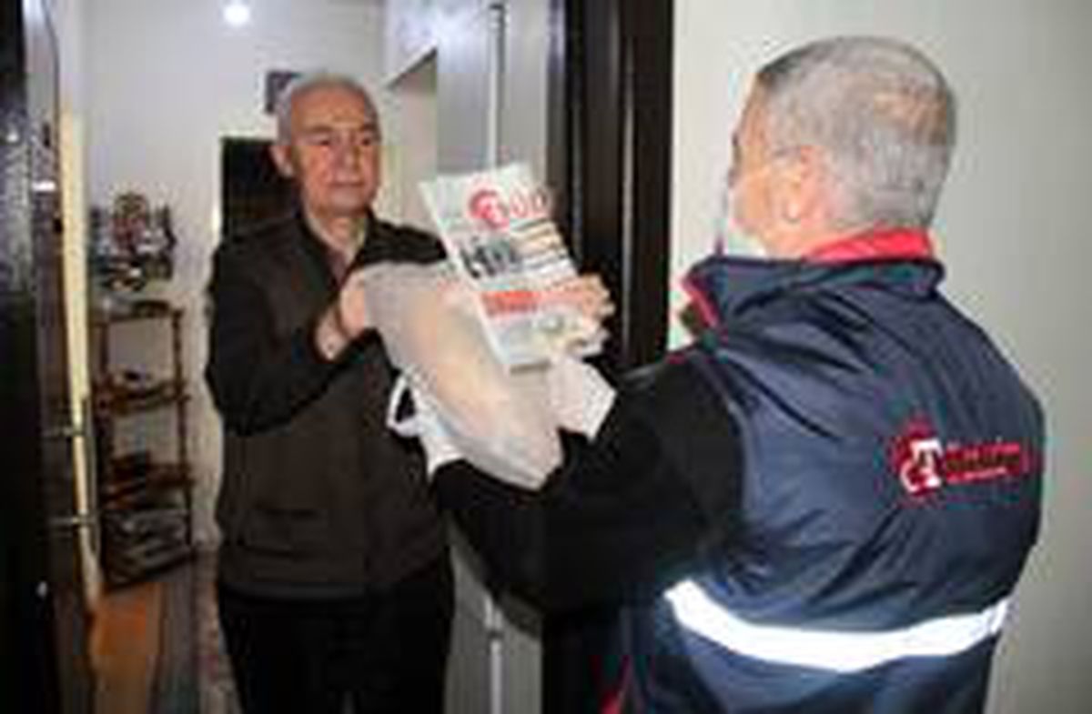 Türkiye Gazetesi dağıtıcıları abonelerinin hizmetinde