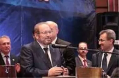 Ünlü siyasetçi koronavirüse yenik düştü! Ünlü siyasetçi koronavirüse yenik düştü!