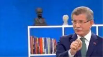 Ahmet Davutoğlu, infaz düzenlemesinde Bahçeli'yi işaret edip örtülü af olarak değerlendirdi Ahmet Davutoğlu, infaz düzenlemesinde Bahçeli'yi işaret edip örtülü af olarak değerlendirdi