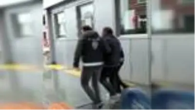 Eski eşini ölümle tehdit eden şüpheli yakalandı Eski eşini ölümle tehdit eden şüpheli yakalandı