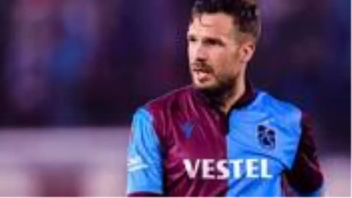 Filip Novak şinitzel yaptı, yemek pasını Campi'ye attı