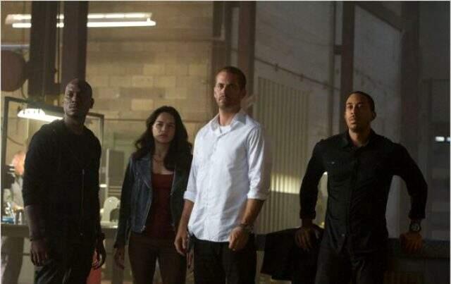 Hızlı ve Öfkeli 7 filmi izle! Hızlı ve Öfkeli 7 konusu ve oyuncuları