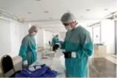 Marmaris'te kültür merkezinde maske üretimi Marmaris'te kültür merkezinde maske üretimi