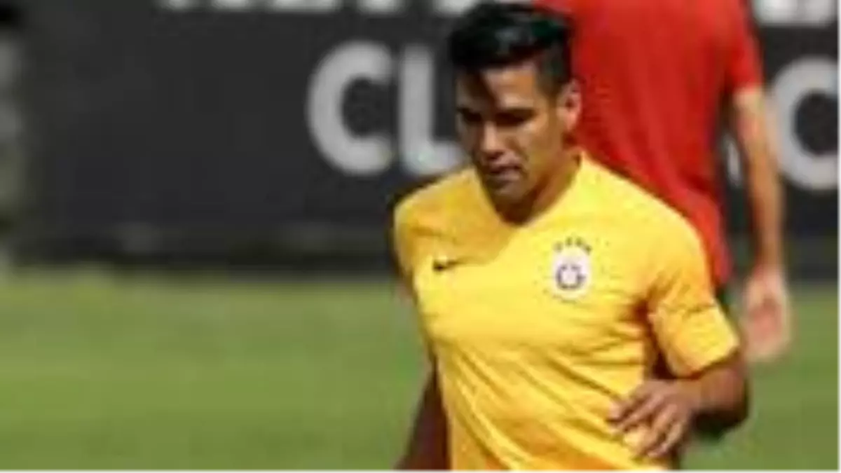 Radamel Falcao evde çalışmalarını sürdürüyor