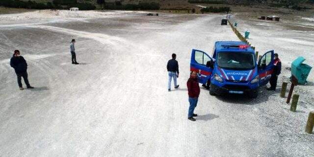 Tahribattan sonra Salda Gölü'nün içler acısı hali havadan görüntülendi