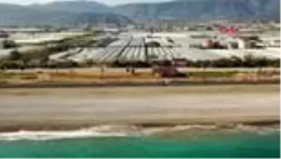 ANTALYA Demreli çiftçi üretmeye devam ediyor ANTALYA Demreli çiftçi üretmeye devam ediyor