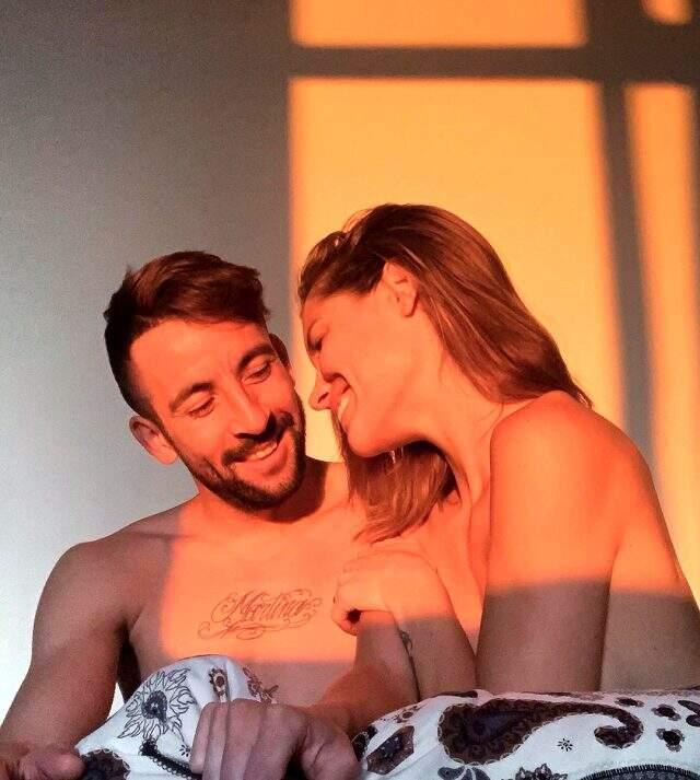 Fenerbahçeli Isla'nın evliliğini koronavirüs kurtardı