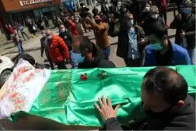 Fındıklı ilçesinde kadın cinayetine kurban giden Gamze Pala son yolculuğuna uğurlandı