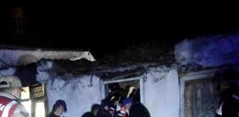 Kars'ta çöken odanın enkazında kalan kadın öldü
