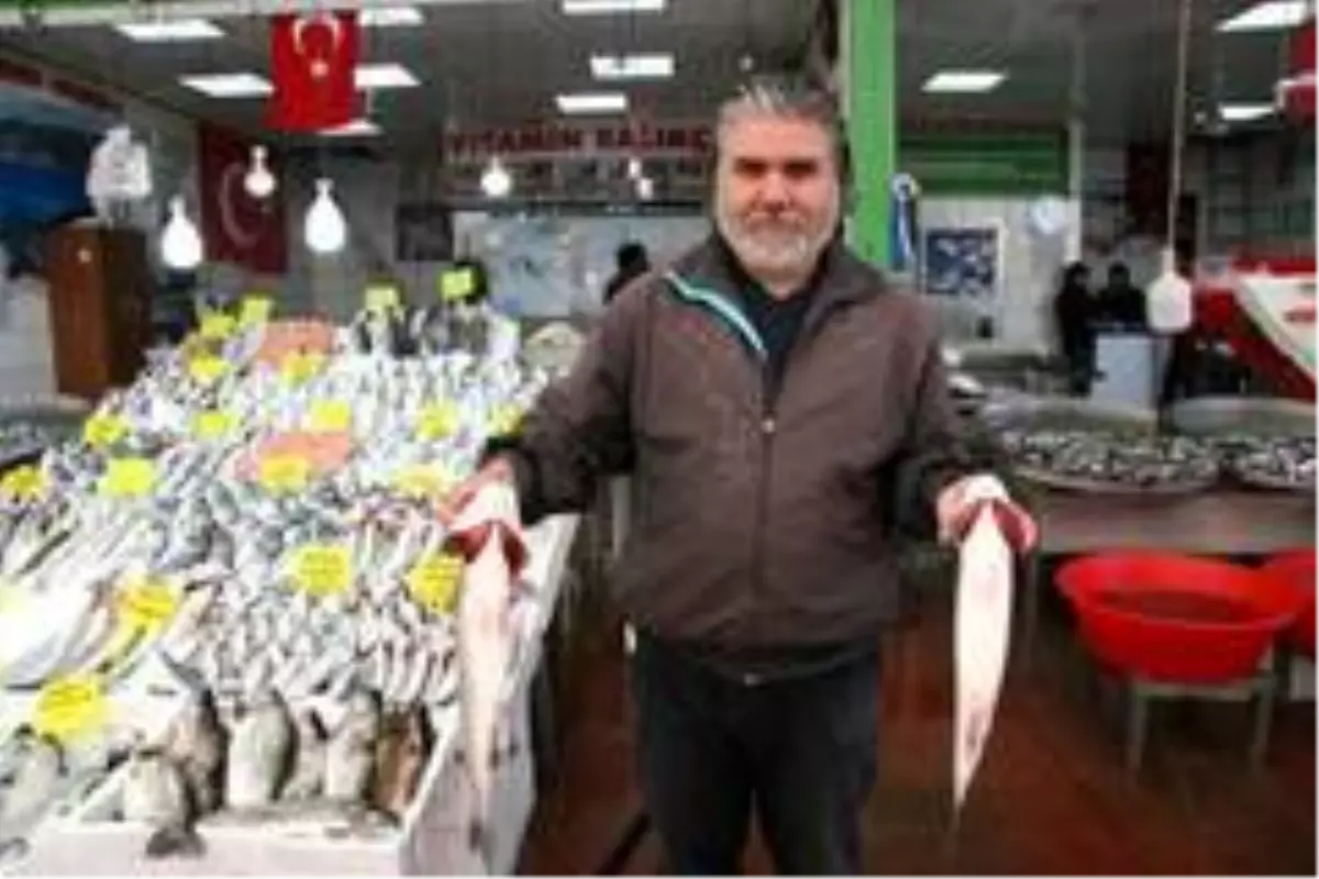 Korona virüse rağmen balık hali esnafı satışlardan memnun Ekonomi
