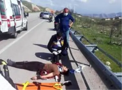 Malatya'da doktor görev çıkışı kaza yaptı, 2 kişi yaralandı