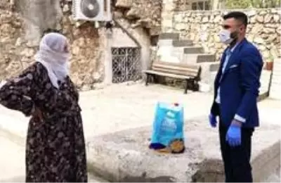 Mardin Büyükşehir Belediyesinden temizlik malzemeleri dağıtımı Mardin Büyükşehir Belediyesinden temizlik malzemeleri dağıtımı