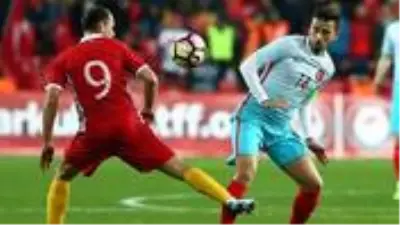 Oğuzhan Özyakup ile Kaan Ayhan, E-Spor’da ülkemizi temsil edecek