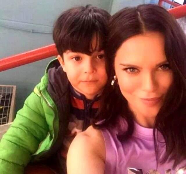 Pars'ın ölümünün ardından geriye annesi ile mutlu olduğu anların fotoğrafları kaldı Pars'ın ölümünün ardından geriye annesi ile mutlu olduğu anların fotoğrafları kaldı