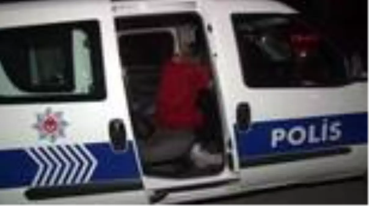 POLİSTEN KAÇAN SÜRÜCÜ KAZA YAPTI