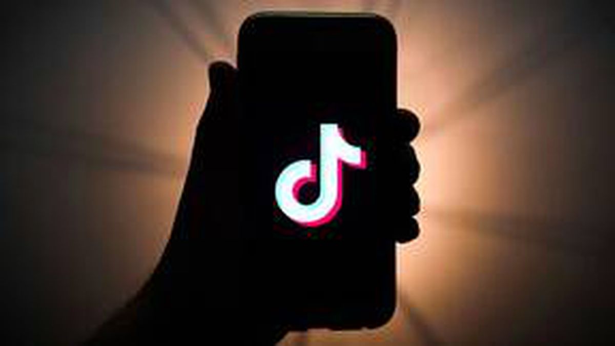 TikTok'ta 16 Yaş Altındaki Kullanıcılara Özel Mesaj Engeli Geliyor