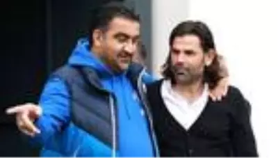 Ümit Özat, eski Fenerbahçe formasını satışa çıkardı Ümit Özat, eski Fenerbahçe formasını satışa çıkardı