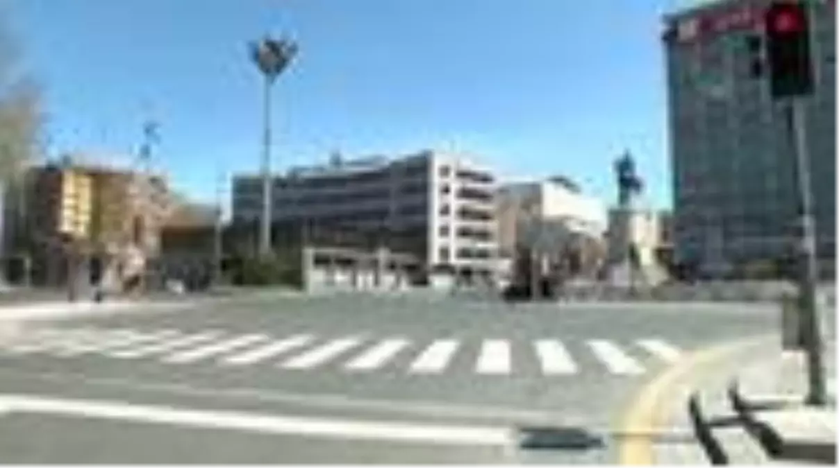 Başkentte sokağa çıkma kısıtlamasının ikinci günü