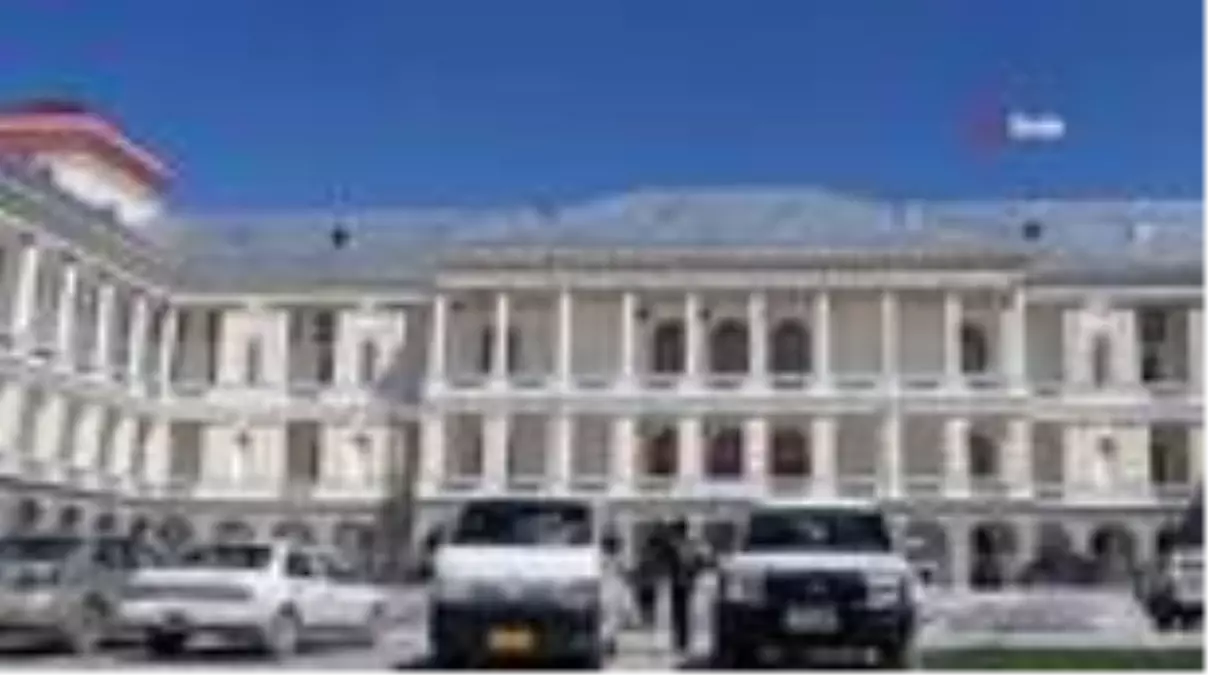 Afganistan'daki Darul Aman Sarayı, Covid-19 nedeniyle hastaneye dönüştürüldü