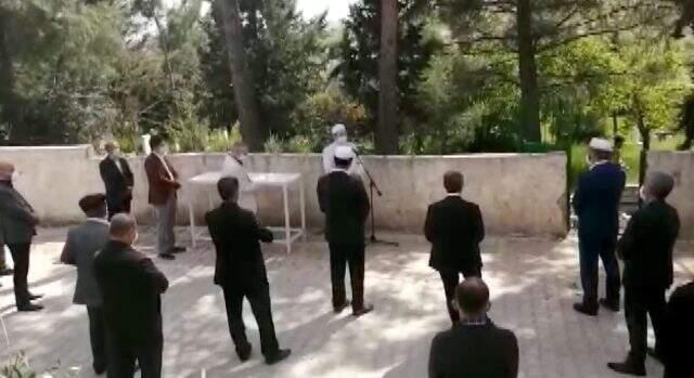 Eski Diyanet İşleri Başkanı Görmez'in annesi koronadan vefat etti Eski Diyanet İşleri Başkanı Görmez'in annesi koronadan vefat etti