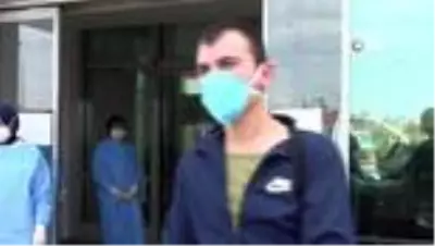 Korona virüs tedavisi gören vatandaş alkışlar eşliğinde taburcu oldu Korona virüs tedavisi gören vatandaş alkışlar eşliğinde taburcu oldu