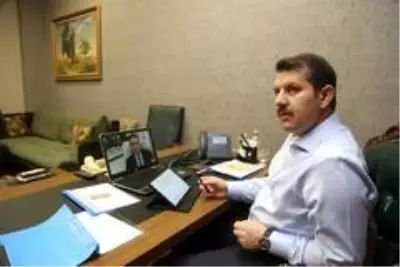 Sivas Valisinden eldiven talimatı