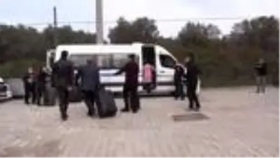 Yurttaki karantina süresi dolan 57 kişi evlerine gönderildi Yurttaki karantina süresi dolan 57 kişi evlerine gönderildi