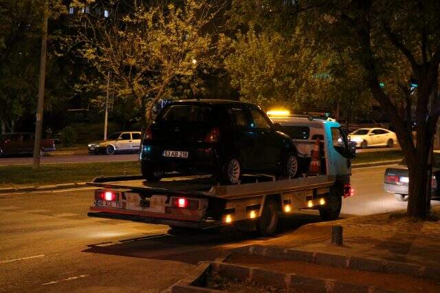 Alkollü araç kullanmaktan 2 yıl ehliyetine el konulan kadından polise şok tepki