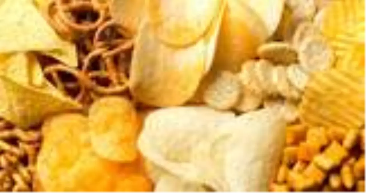 İkinci sokağa çıkma yasağında sepeti atıştırmalıklar doldurdu