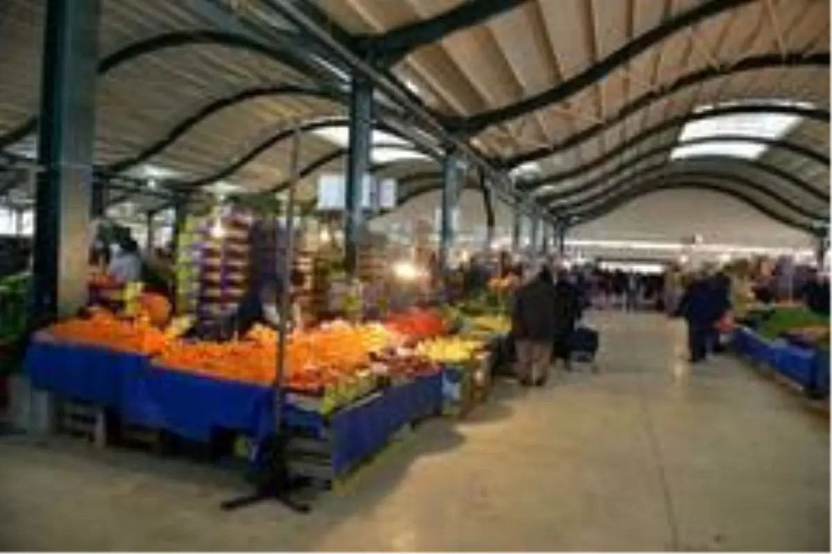 İnegöl'de pazar günleri değişti