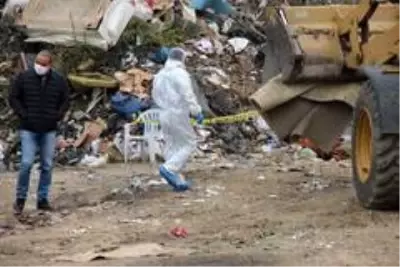 Kocaeli'de hafriyat döküm alanında çuval içerisinde çürümüş ceset bulundu Kocaeli'de hafriyat döküm alanında çuval içerisinde çürümüş ceset bulundu