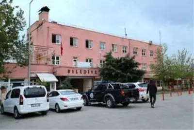 Kozluk Belediye Başkanı Ayhan Eren, HDP'den istifa etti Kozluk Belediye Başkanı Ayhan Eren, HDP'den istifa etti