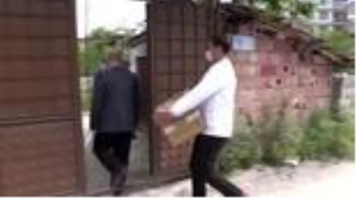 Vakıflar Bölge müdürlüklerinden ihtiyaç sahibi ailelere yardım