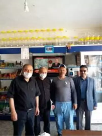 Aldıkları yardım paralarını bağışladılar