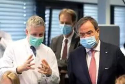 Almanya'da maske takma zorunluluğu geliyor Almanya'da maske takma zorunluluğu geliyor